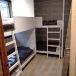 เตียงสองชั้น ประดับไม้ 2.4 เมตร งานโฮสเทล