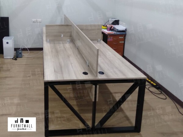 โต๊ะทำงาน 4 ที่นั่ง 1.2x2.4 เมตร พร้อมพาร์ทิชั่น ลาย420 - Image 2