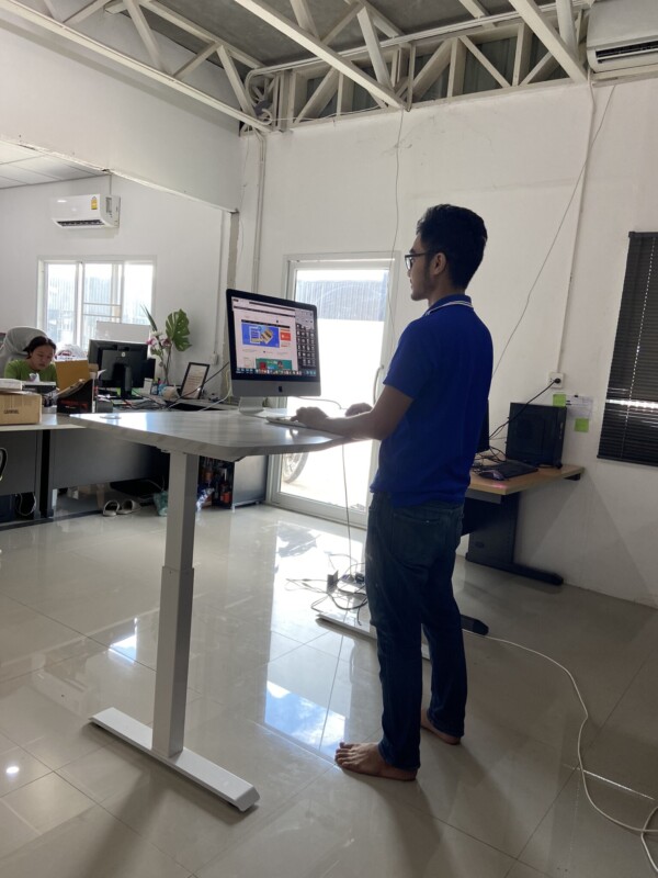 Ergonomic Tableโต๊ะทำงานเพื่อสุขภาพ โต๊ะปรับระดับไฟฟ้า - Image 2