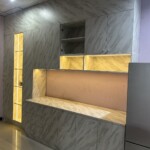 เปลี่ยนครัวเก่าเป็นครัวโมเดิร์นพร้อมตู้โชว์ ตู้เก็บของ เลือกไม้เลือกลายได้ เก็บของได้เยอะ